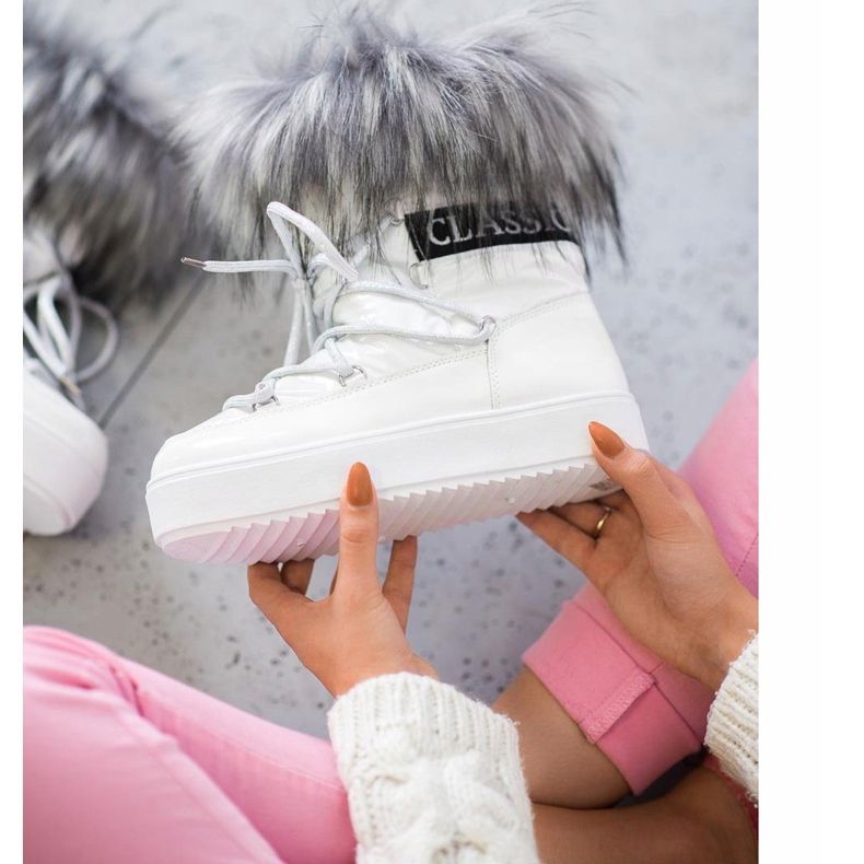 Bella Paris Warm snow boots with fur white 2