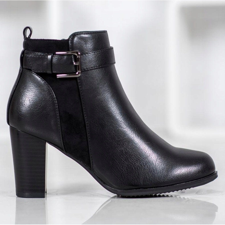 J. Star Warm Boots With A Buckle black 2