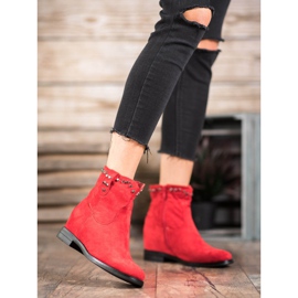 Ideal Shoes Warm cowboy boots with jets red 1
