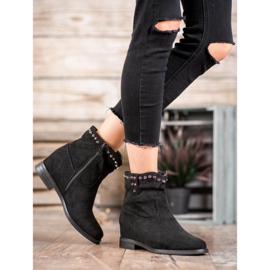 Ideal Shoes Warm cowboy boots with jets black 1 Ideal Shoes Warm cowboy boots with jets black 1