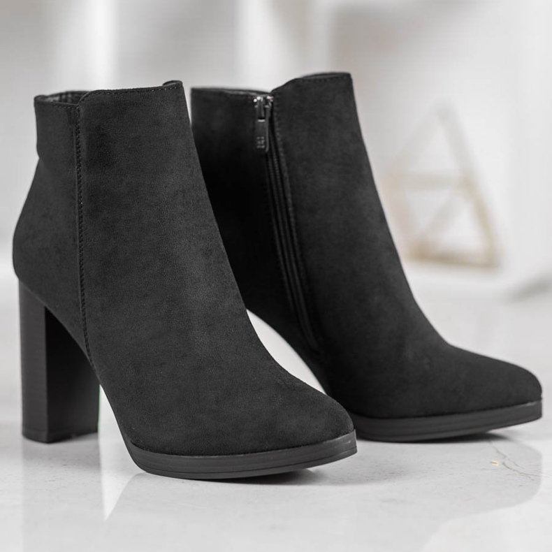 Ideal Shoes Classic high-heeled boots black 2 Ideal Shoes Classic high-heeled boots black 2