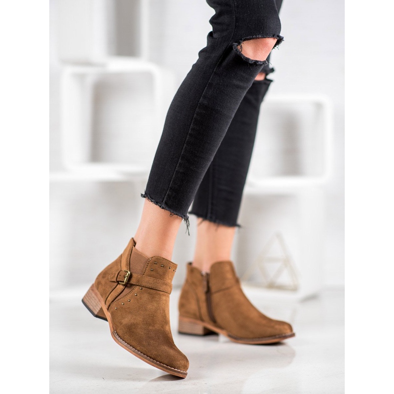 Clowse Camel Boots With A Buckle brown 2