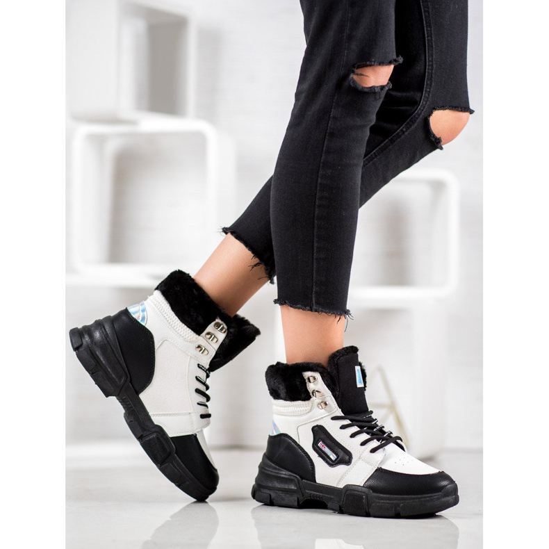 Yes Mile Sneakers With Fur white black 1