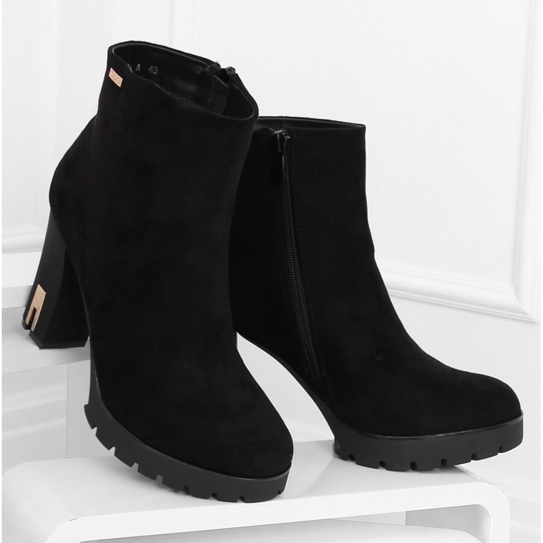 Black high-heeled boots 1033-GA Black 1