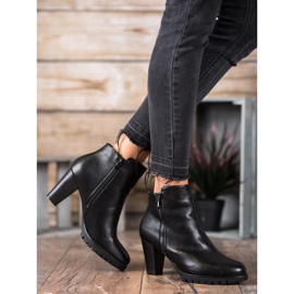 Anesia Paris Elegant Eco-leather boots black 1