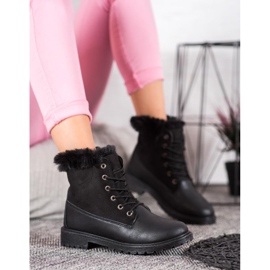 SHELOVET Comfortable Trappers black 2 SHELOVET Comfortable Trappers black 2