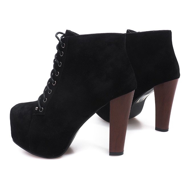 Suede Solid Boots On Heel B753 Black 2