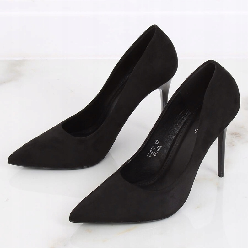 Pumps on a black suede LE07P Black stiletto 1