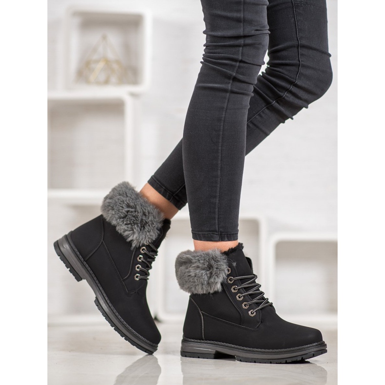 SHELOVET Black Trappers With Fur 1