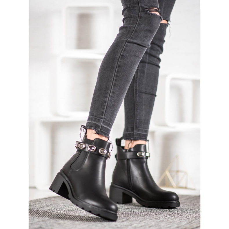 Forever Folie Chelsea boots with decorative belt black 2