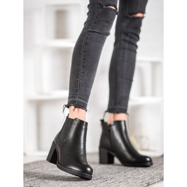 J. Star Booties With A Zipper black 2