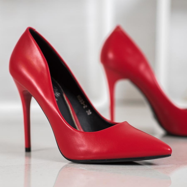 Small Swan Sexy high heels red 2