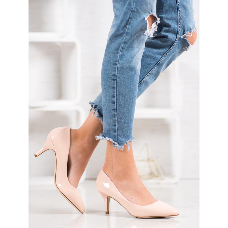 Small Swan Comfortable lacquered pumps pink 1