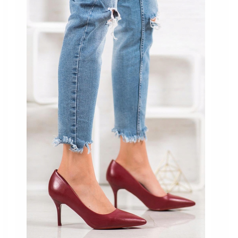 Small Swan Stylish maroon high heels red 1