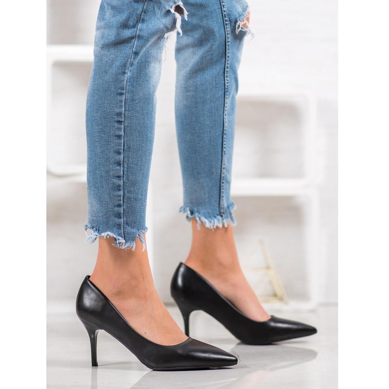 Small Swan Stylish Black High Heels 1