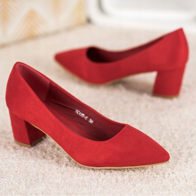 Small Swan Comfortable Suede Pumps red 1