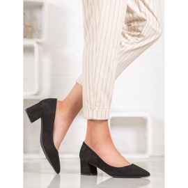 Fama Pumps On A Pillar black 1