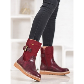 Ideal Shoes Boots On The Platform red 2