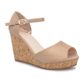 Beige sandals on the Camp wedge heel 1