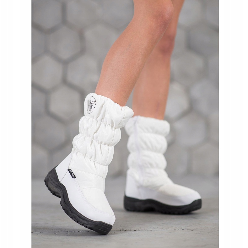 SHELOVET White snow boots 1 SHELOVET White snow boots 1