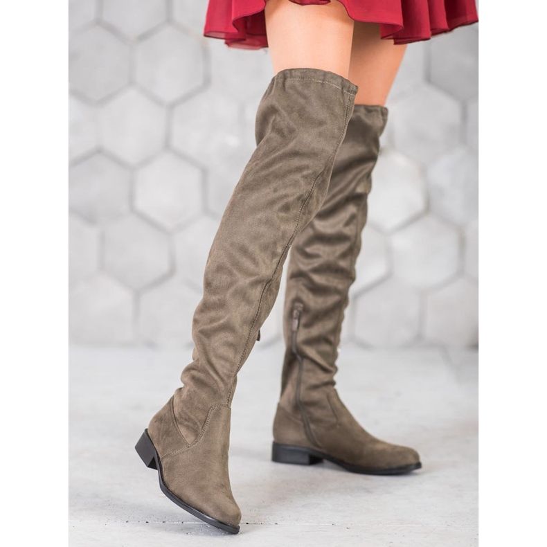 Seastar Over-the-knee boots on a flat heel green 2