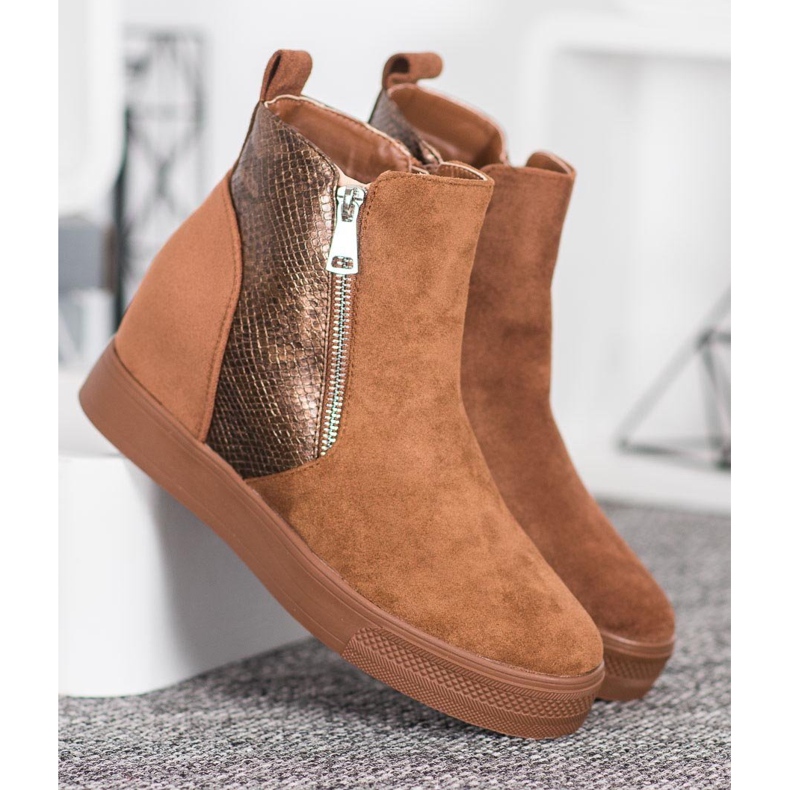 Bestelle Boots With A Snake Pattern brown 2