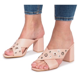 Pink high-heeled slippers Make A Move 1