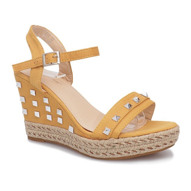 Yellow wedge sandals with Khloe studs 1