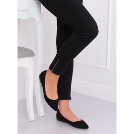 Black pointed ballerinas A822 Black 1