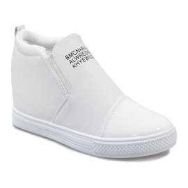 White sneakers on the wedge DD408-2 1