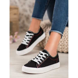 Kylie Black Sneakers 2