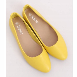 Smooth faced yellow ballerinas Z1007 Yellow 1