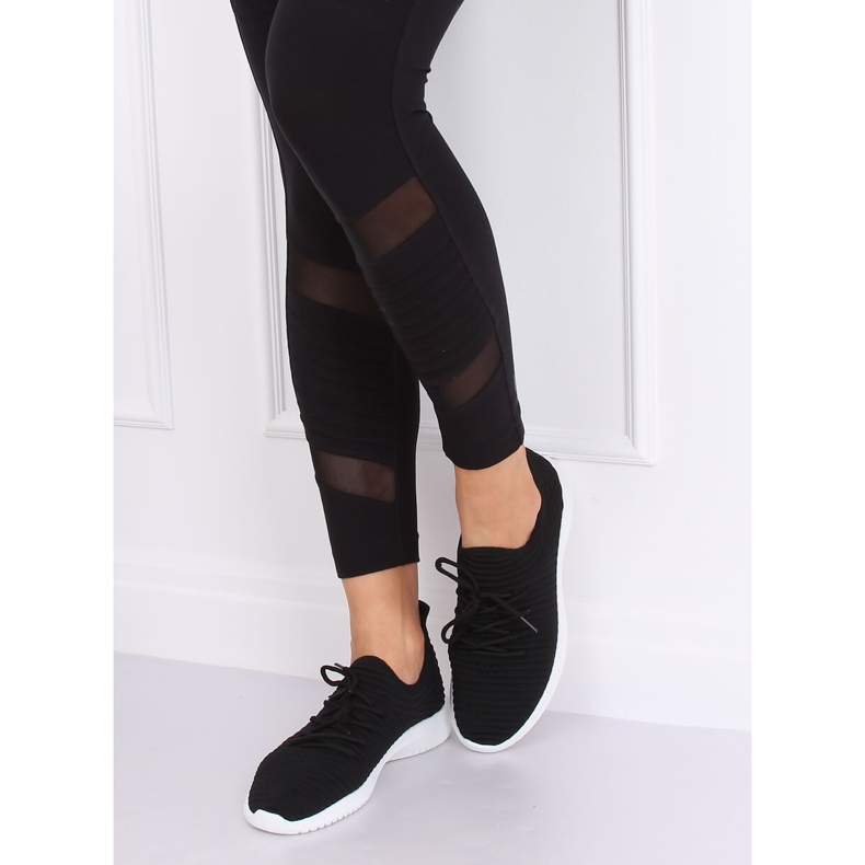 Black sports shoes 7759-Y Black 1