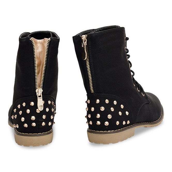 Richly Decorated Boots 1511-2 Black 2