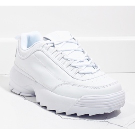 White fashionable sports shoes DSC81-2 1