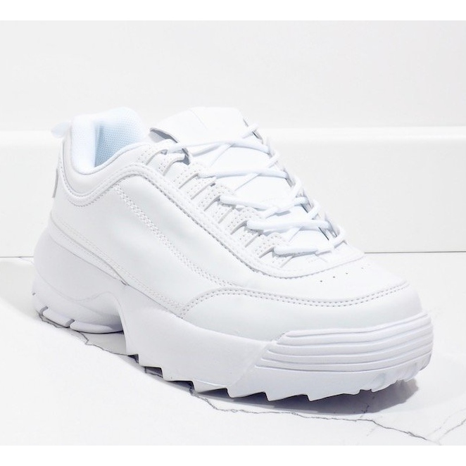 White fashionable sports shoes DSC81-2 1