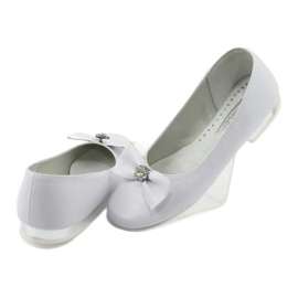 Girls' Ballerinas leather white miko 800 with a bow 4