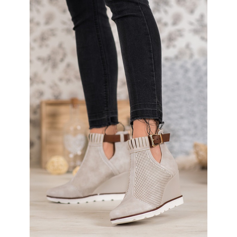 Filippo Openwork boots on a wedge brown 2