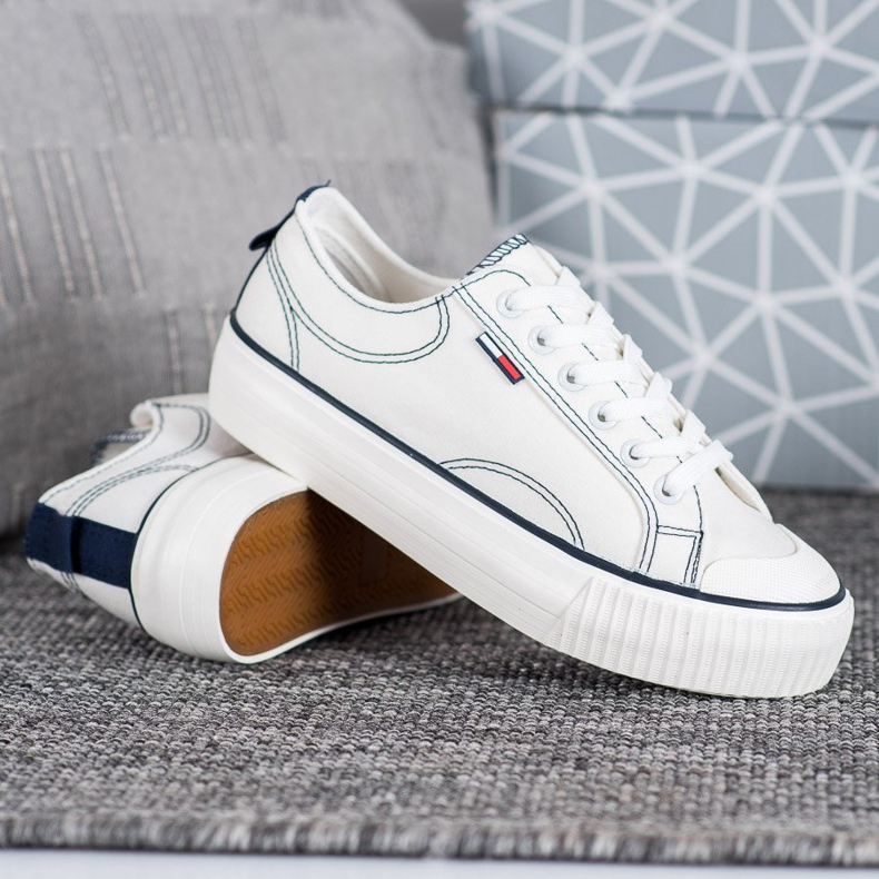 SHELOVET White Sneakers On The Platform 1