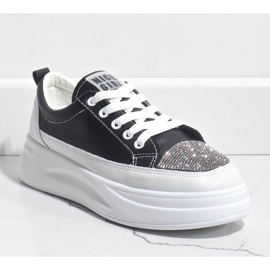 Black sneakers sneakers decorated with G140-1 1