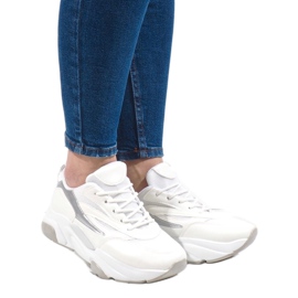 White sports sneakers SX001-9 1