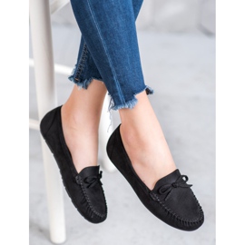 Clowse Black Loafers With A Bow 1