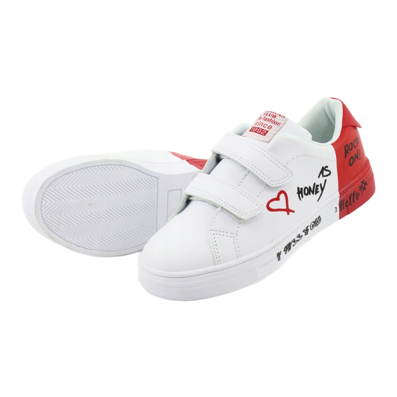 White and red velcro sports sneakers American Club ES05 5