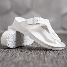 SHELOVET White flip flops 1