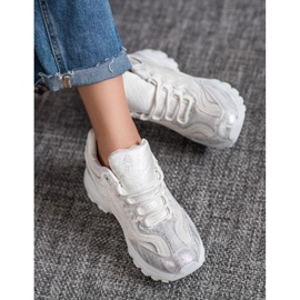 Small Swan Stylish White Sneakers 1