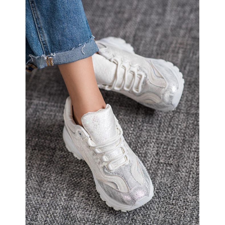 Small Swan Stylish White Sneakers 1