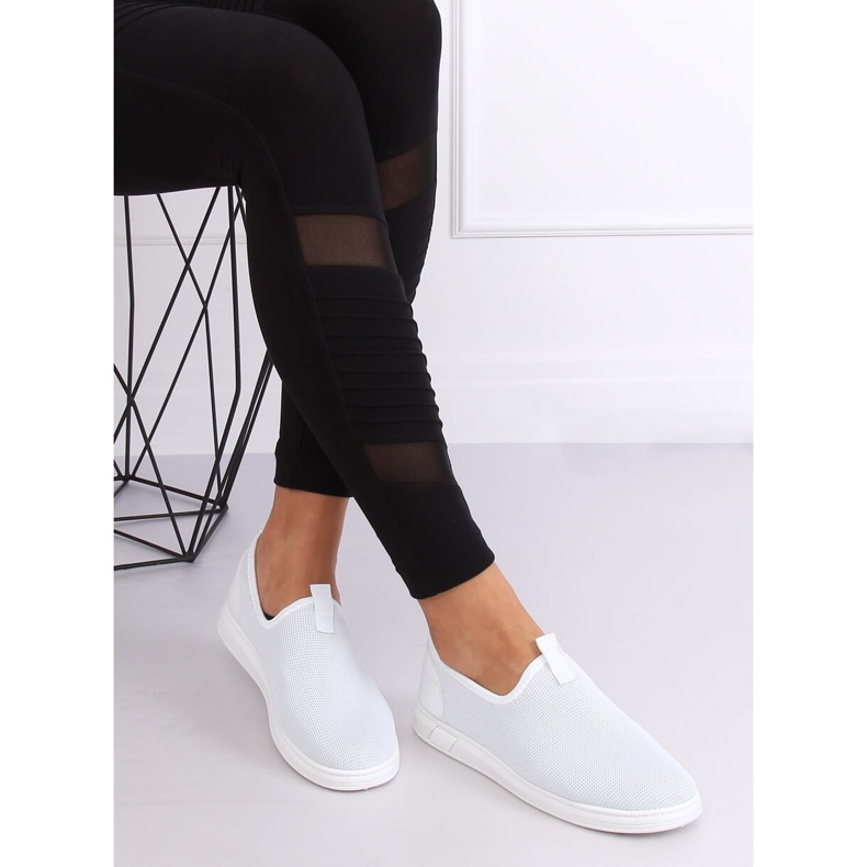 1066 White slip-on sneakers 2