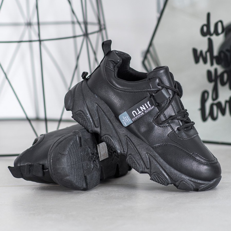 Bella Paris Lace-up Black Sneakers 1