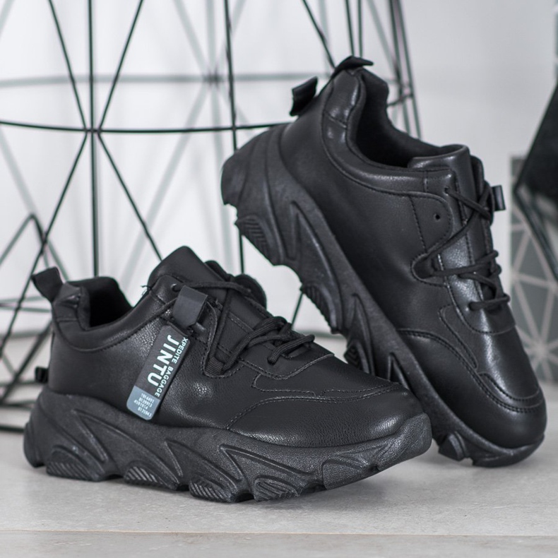 Bella Paris Lace-up Black Sneakers 2