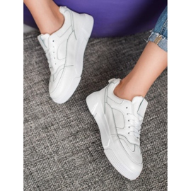 MCKEYLOR Platform Shoes white 2